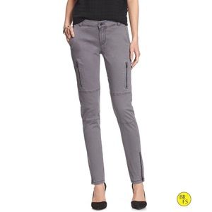 Banana Republic Pants - Banana Republic Utility Chino Pant in Gray NWOT Banana Republic Pants - Banana Republic Utility Chino Pant in Gray NWOT